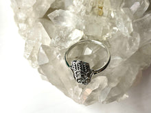 Load image into Gallery viewer, Hamsa Ring in Silver