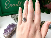 Load image into Gallery viewer, Hamsa Ring in Silver
