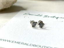 Load image into Gallery viewer, Little Leaves Earrings in Silver