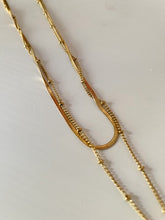 Load image into Gallery viewer, LAYERED STAR NECKLACE IN GOLD - Emerald Boutique VA