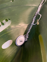 Load image into Gallery viewer, LAYERED STAR NECKLACE IN SILVER - Emerald Boutique VA