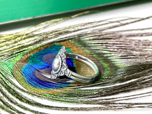 Load image into Gallery viewer, Scallop Soiree Ring in Silver
